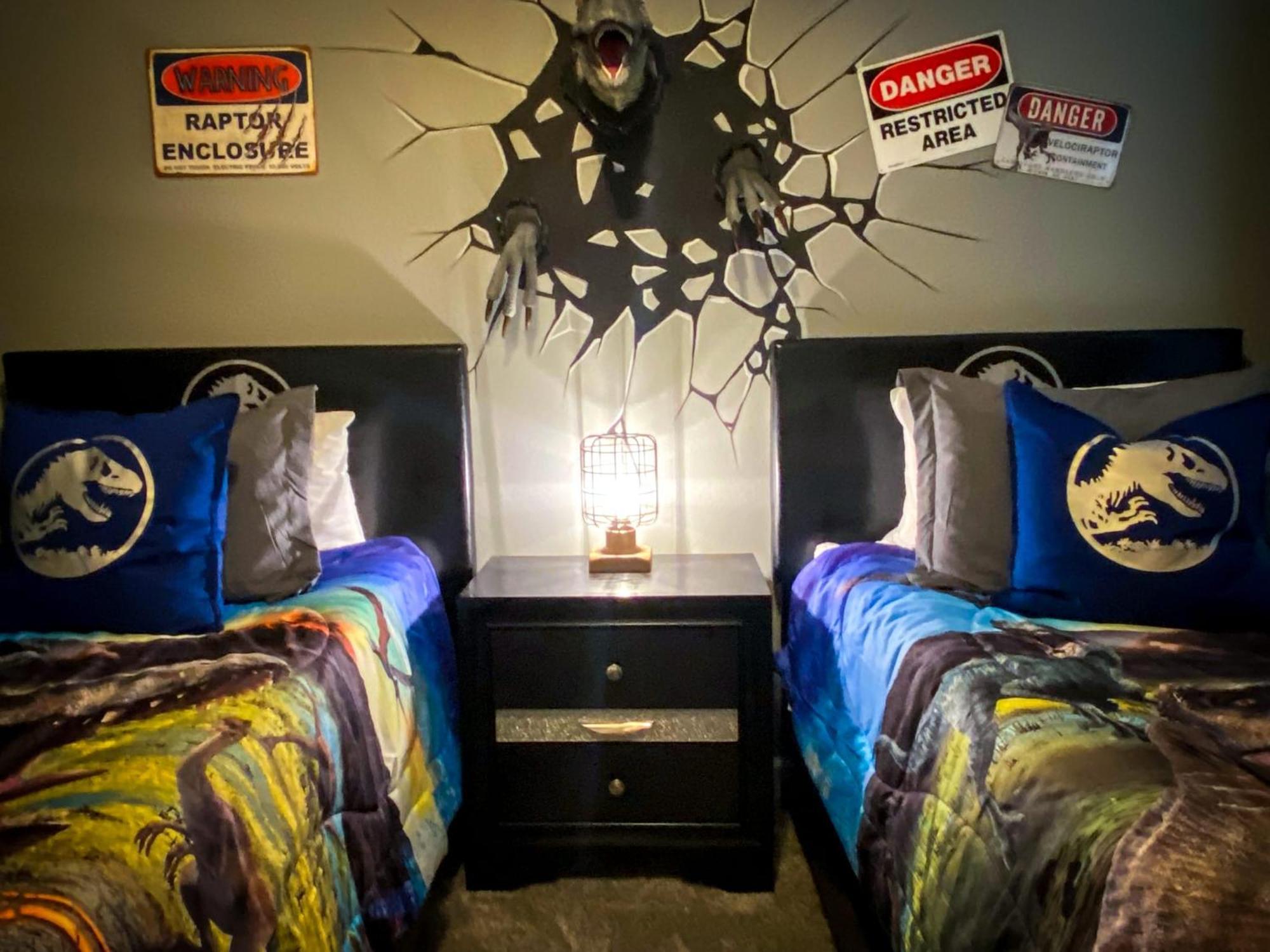 Magical Family Vacation Home Near Disney World At Storey Lake, Star Wars Gameroom, Pool, Theater, Mickey Slide, Sleeps Up To 28 키시미 외부 사진