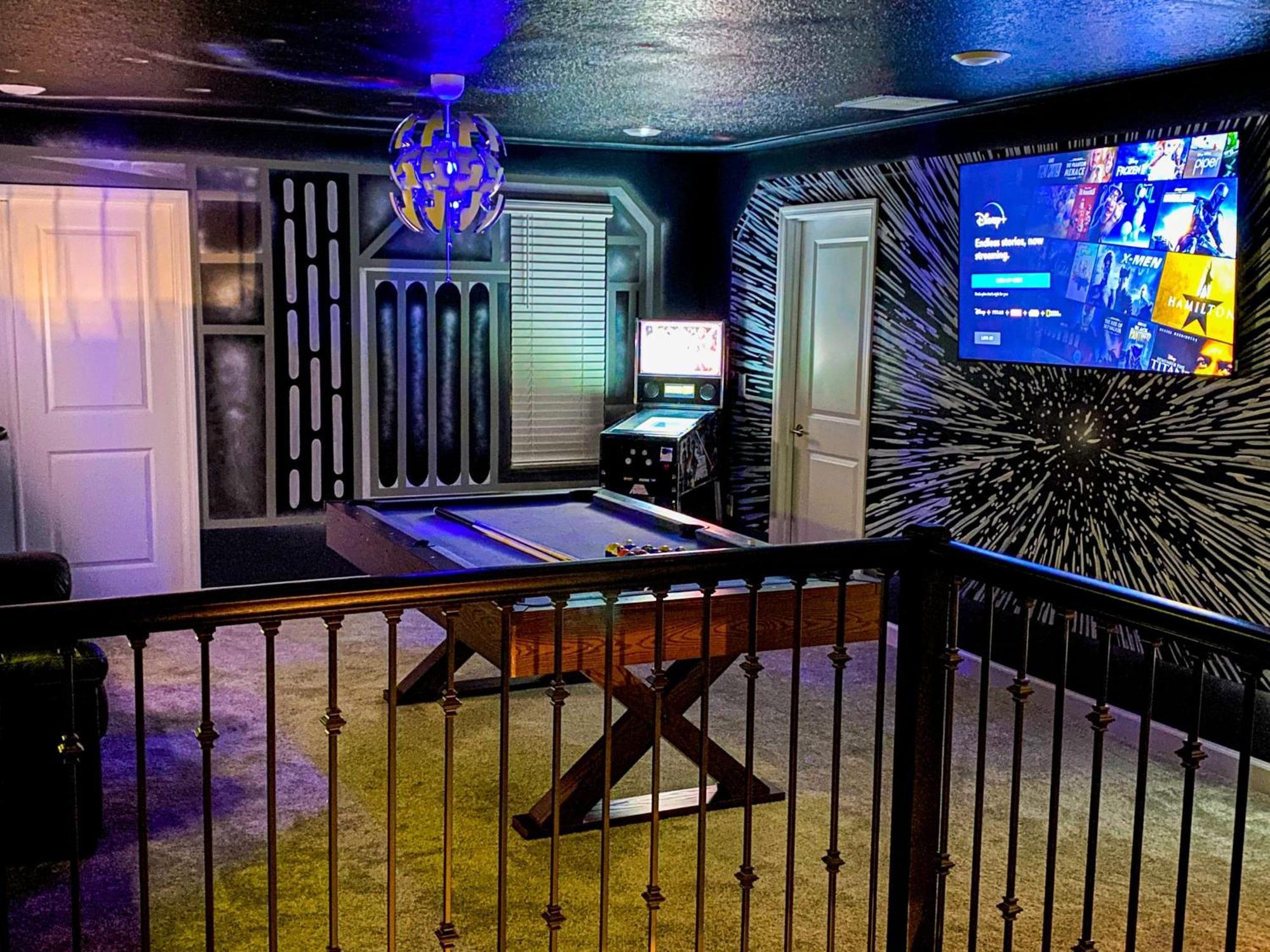 Magical Family Vacation Home Near Disney World At Storey Lake, Star Wars Gameroom, Pool, Theater, Mickey Slide, Sleeps Up To 28 키시미 외부 사진